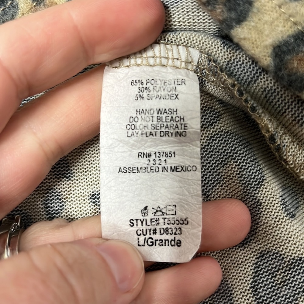 Gaze Leopard Print Super Soft Crop Sweater - Picture 7 of 8